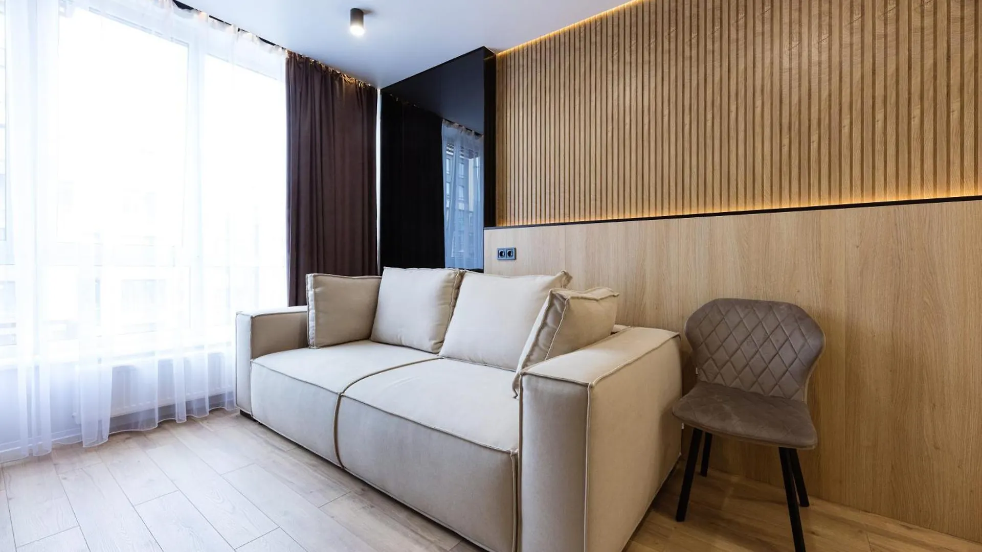 Aparthotel Nyvky Like Home - Файна Таун - Квартира 116 Kyiv