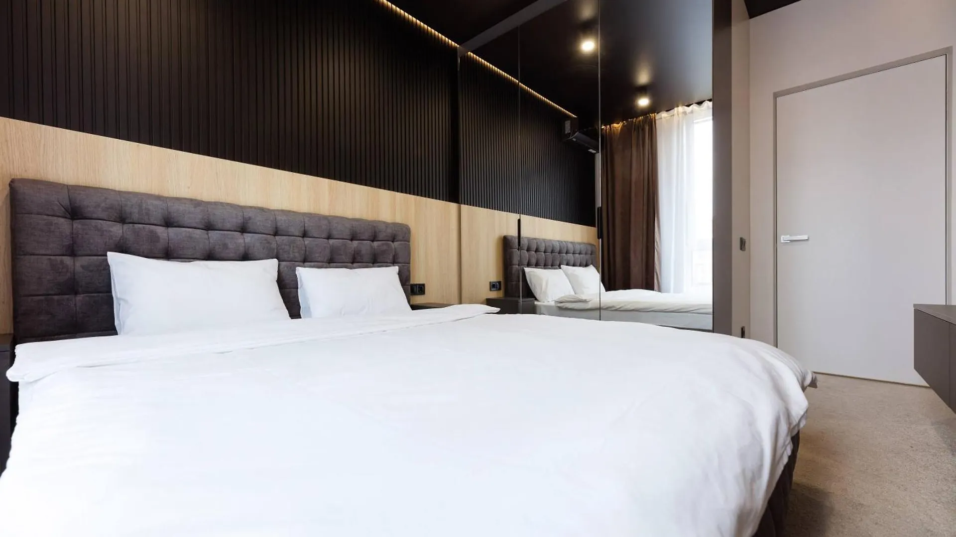 Nyvky Like Home - Файна Таун - Квартира 116 Kyiv Aparthotel